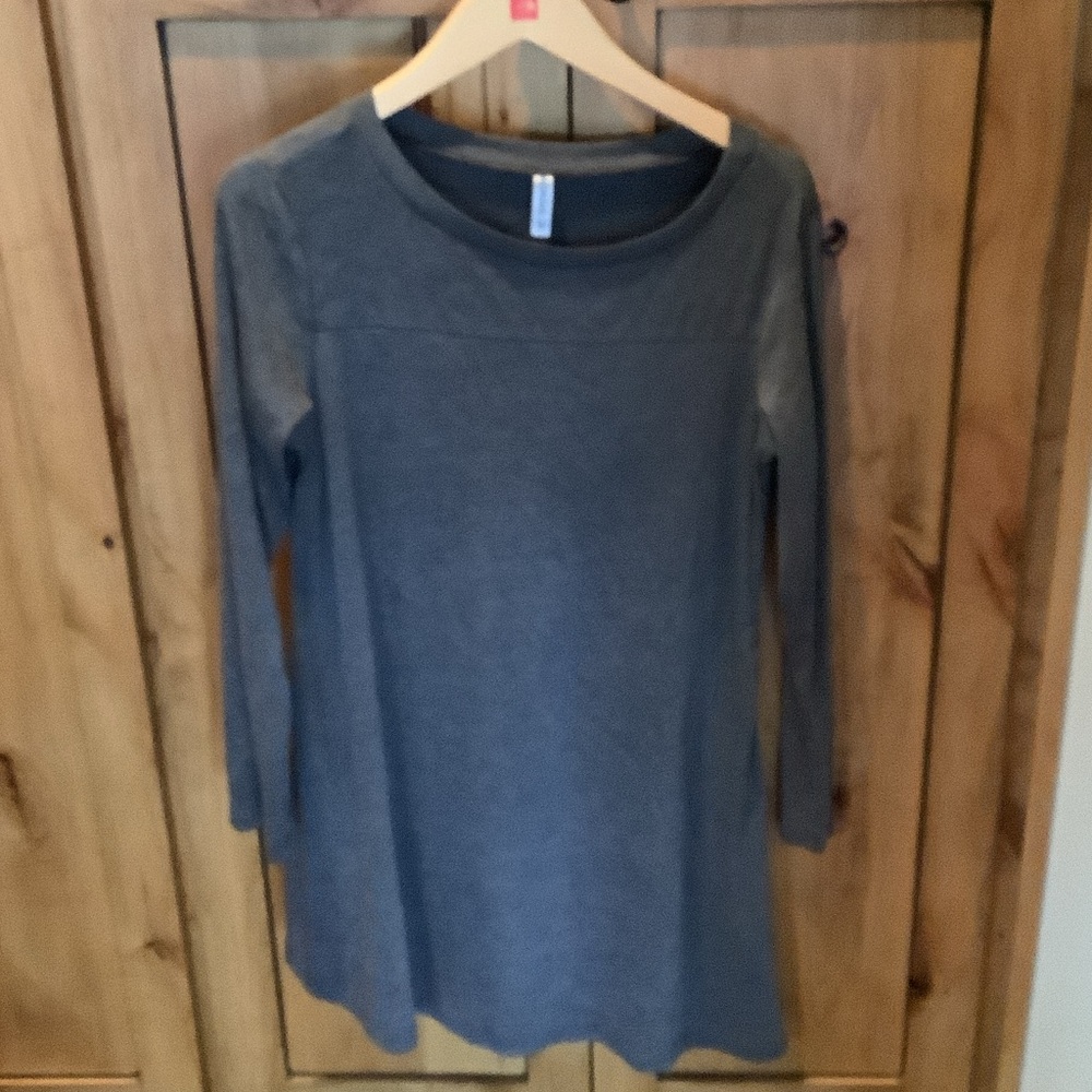 Elegant Charcoal Long Sleeve Top